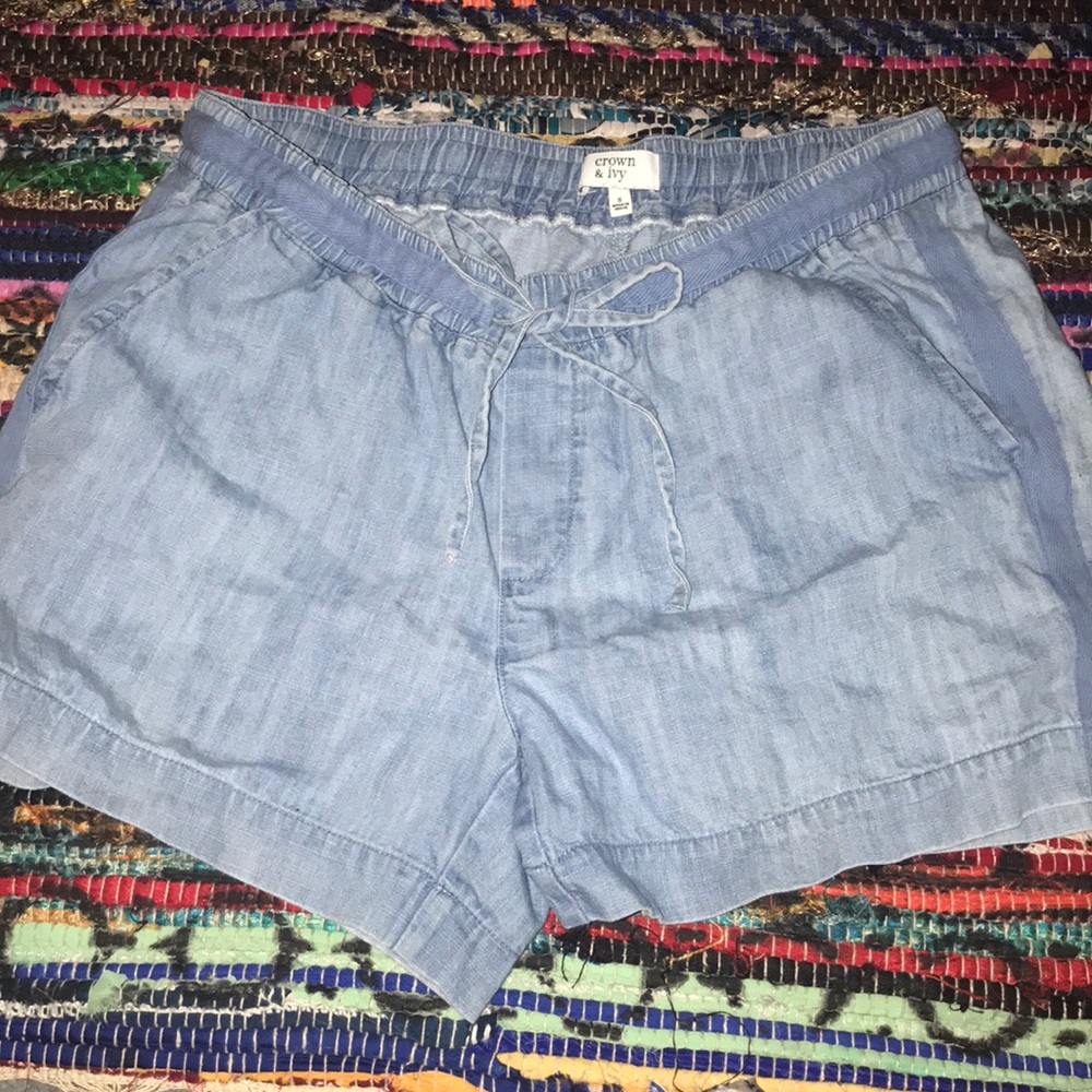 Crown & Ivy shorts
